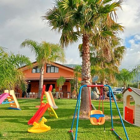 B&B Villa Molinari Restaurant E Baby Park Campagna Zewnętrze zdjęcie