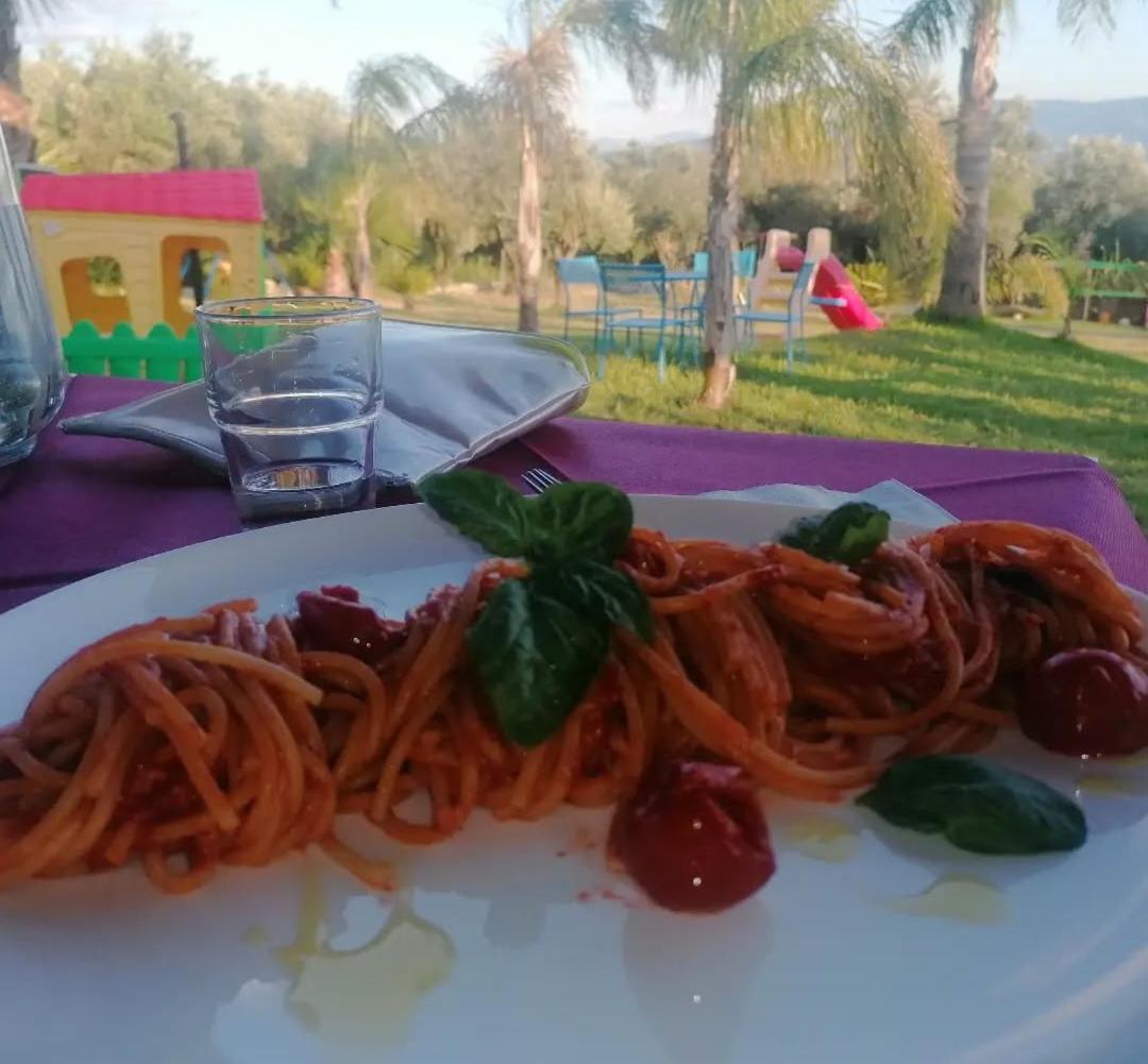 B&B Villa Molinari Restaurant E Baby Park Campagna Zewnętrze zdjęcie
